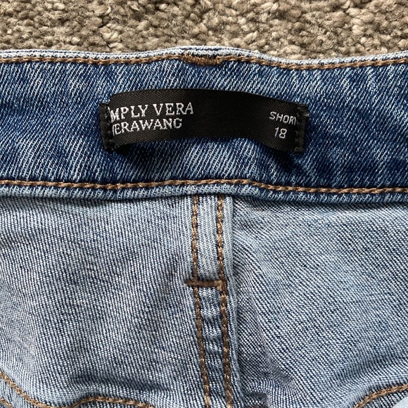 Simply Vera Vera Wang Destroyed Cuffed Denim Short - Picture 7 of 9